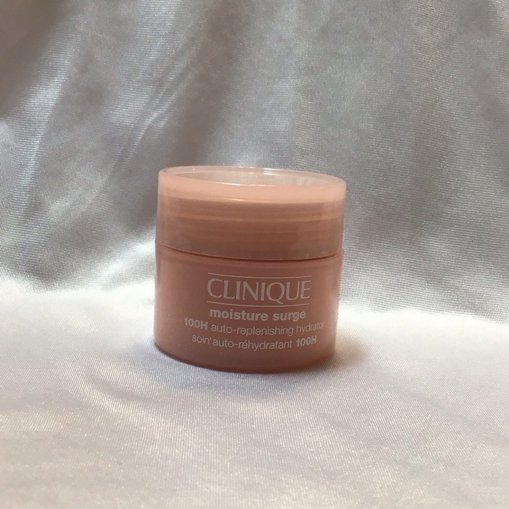 Clinique Moisture Surge